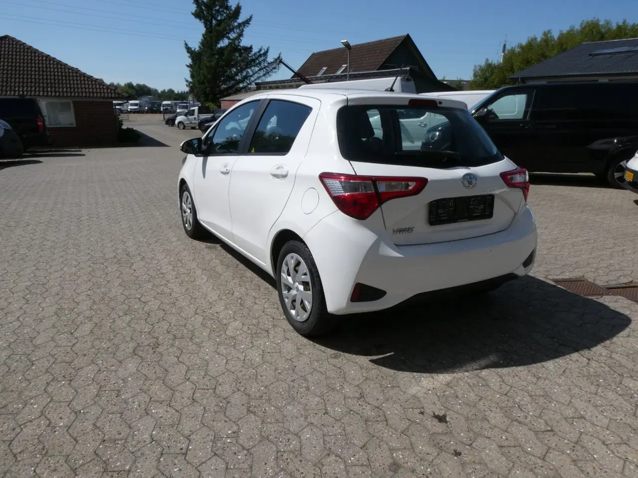 Billede 11 - Toyota Yaris 1,0 VVT-i T2 Van