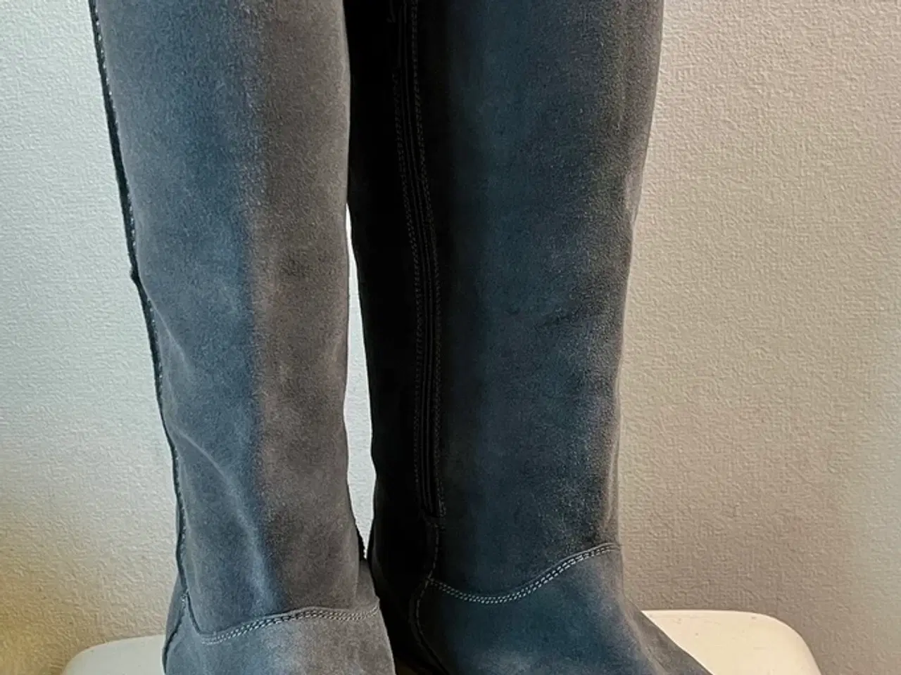 Billede 1 - Napajiri, ruskindsstøvler, str 38