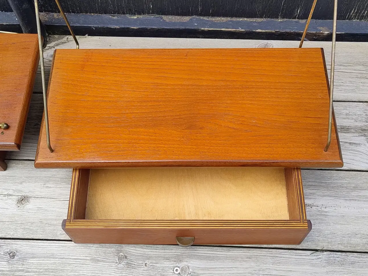 Billede 3 - Teak sengeborde fra 60' erne væghængt med messing