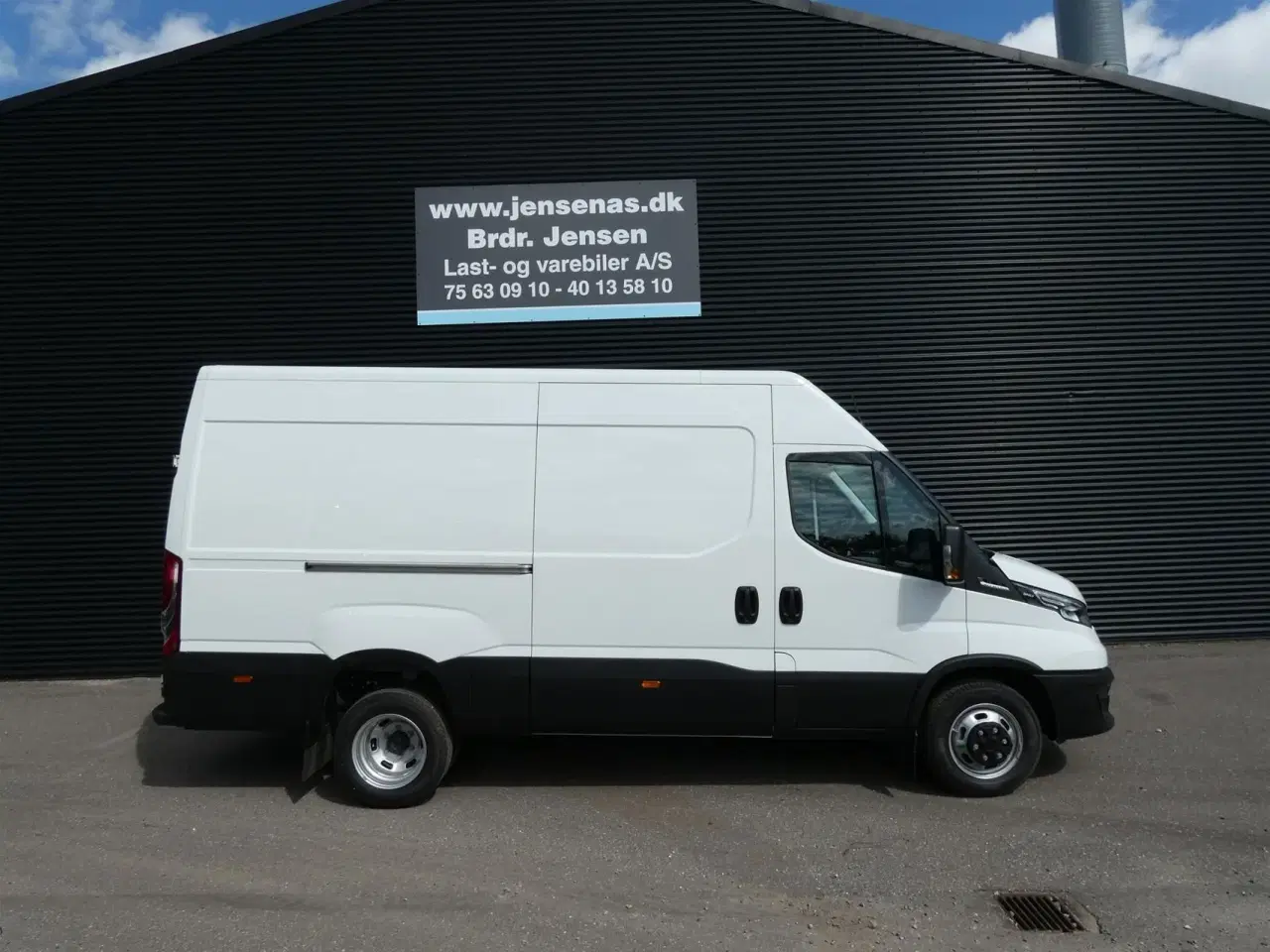 Billede 2 - Iveco Daily 35C18 12m3 3,0 D Hi-Matic 180HK Van 8g Aut.