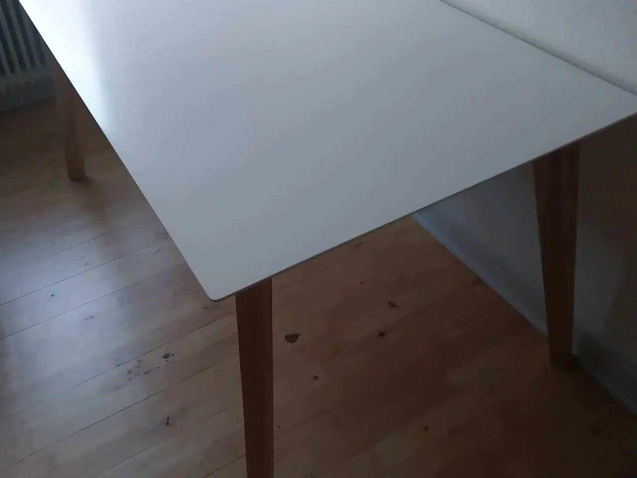 Billede 1 - Spisebord 