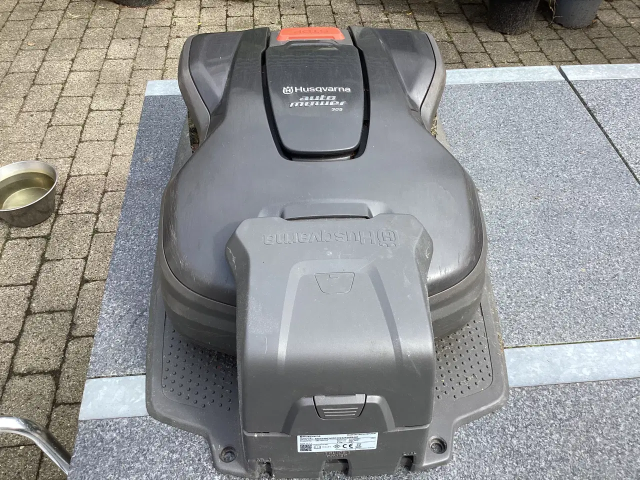 Billede 2 - HusgvarnaRobotplæneklipper 