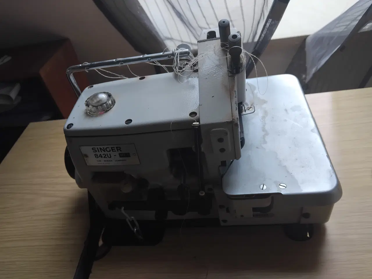 Billede 2 - OVERLOCKER SINGER 842