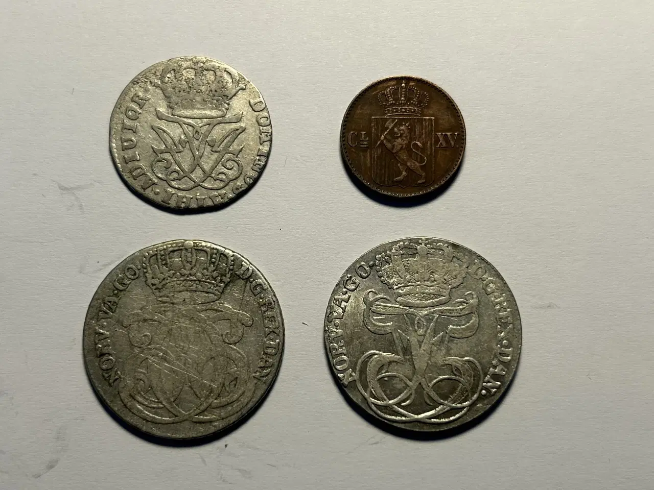 Billede 2 - Norge sølv 24 skilling 1743 – 1748, 12 skilling 17