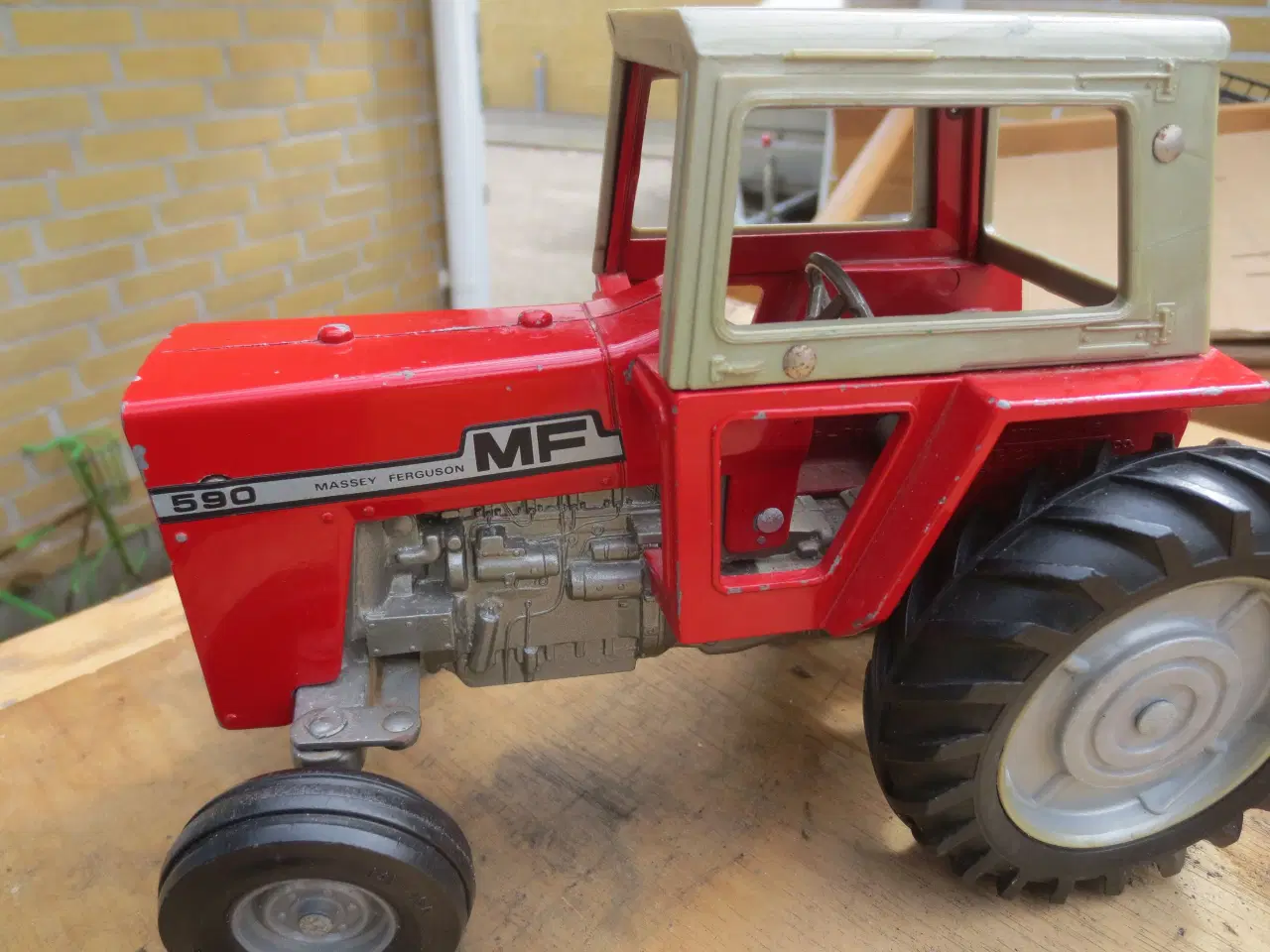 Billede 2 - 1 stk Massey Ferguson 590 og vogn