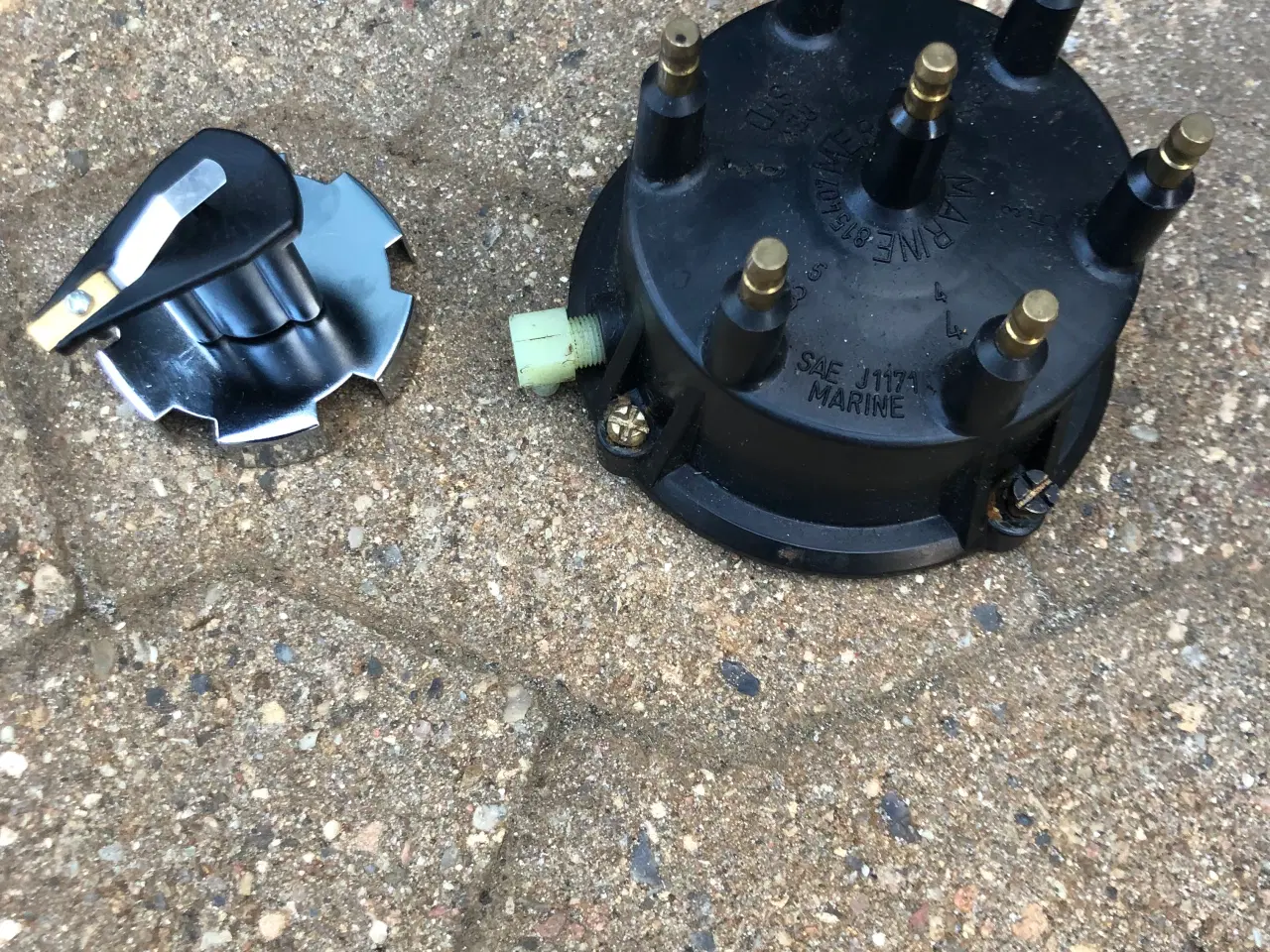 Billede 1 - Mercruiser V6 strømfordeler dæksel.