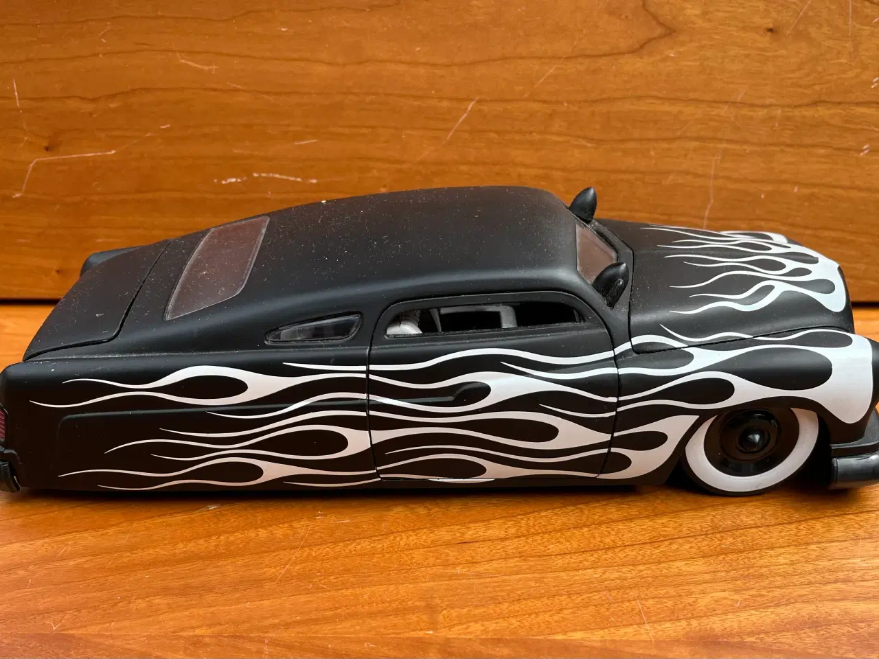 Billede 2 - Modelbil.