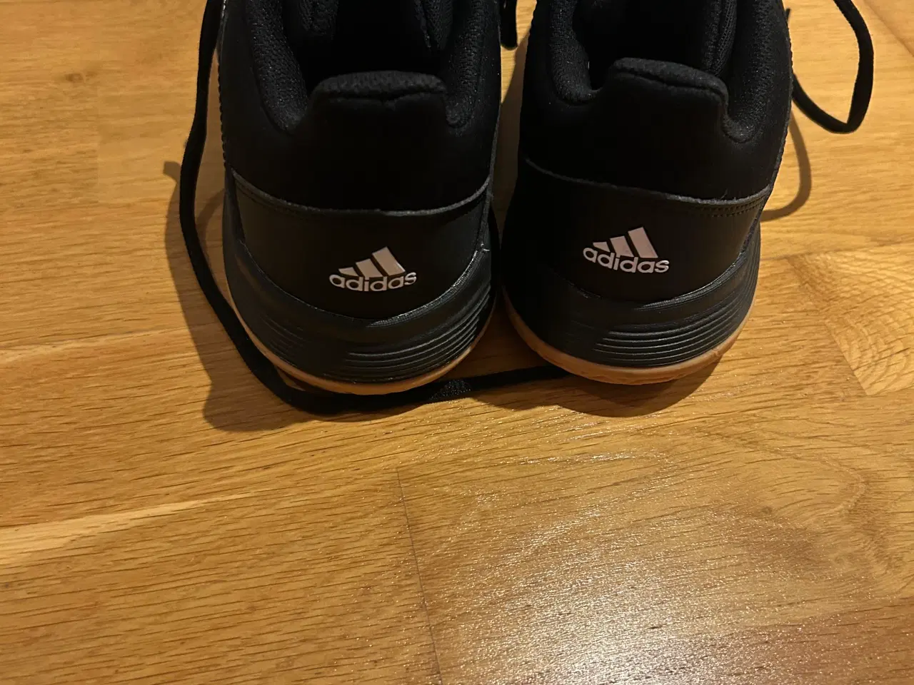 Billede 9 - Ny/ubrugt Adidas sko str.37
