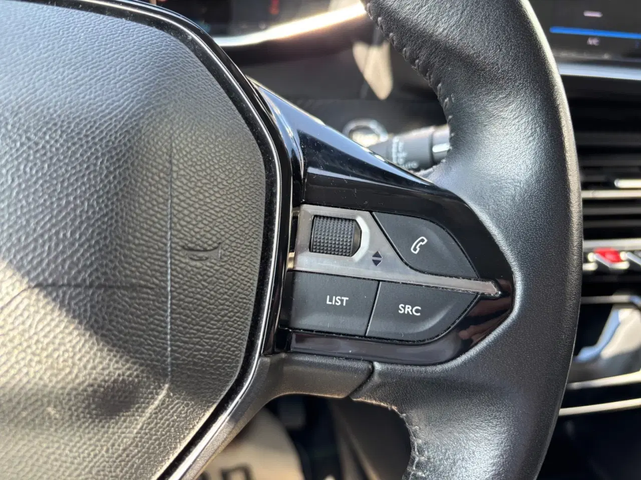 Billede 18 - Peugeot 208 1,5 BlueHDi 100 Allure Sky