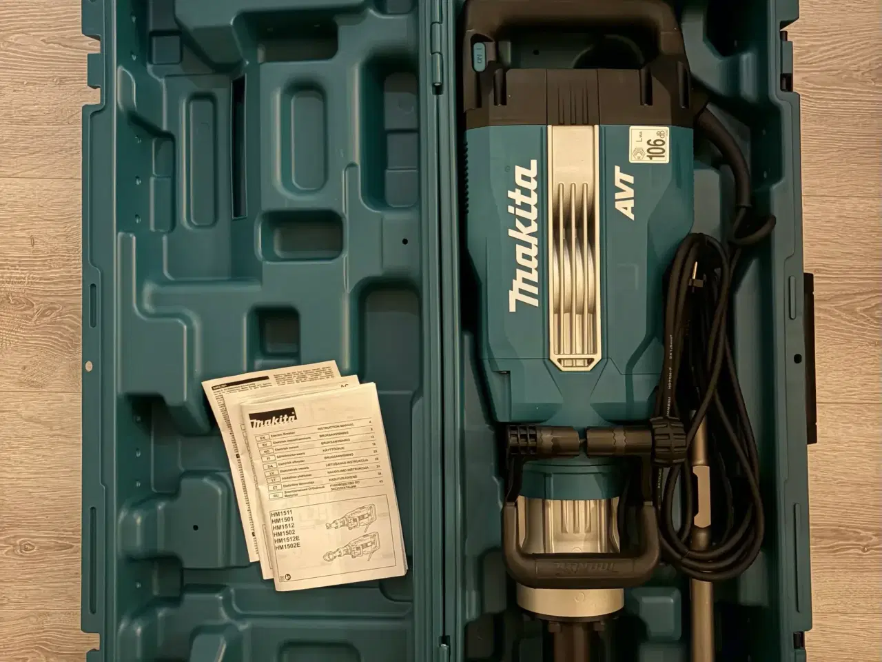 Billede 1 - Nedbrydningshammer/Mejselhammer til udlejning