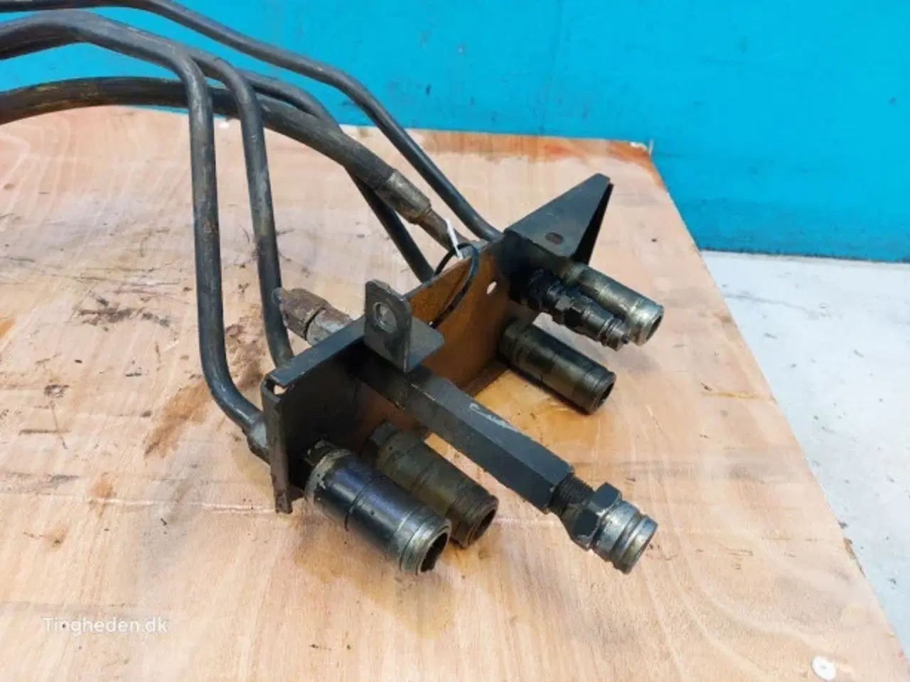 Billede 14 - Valmet 8050 Hydraulikrør 32274320