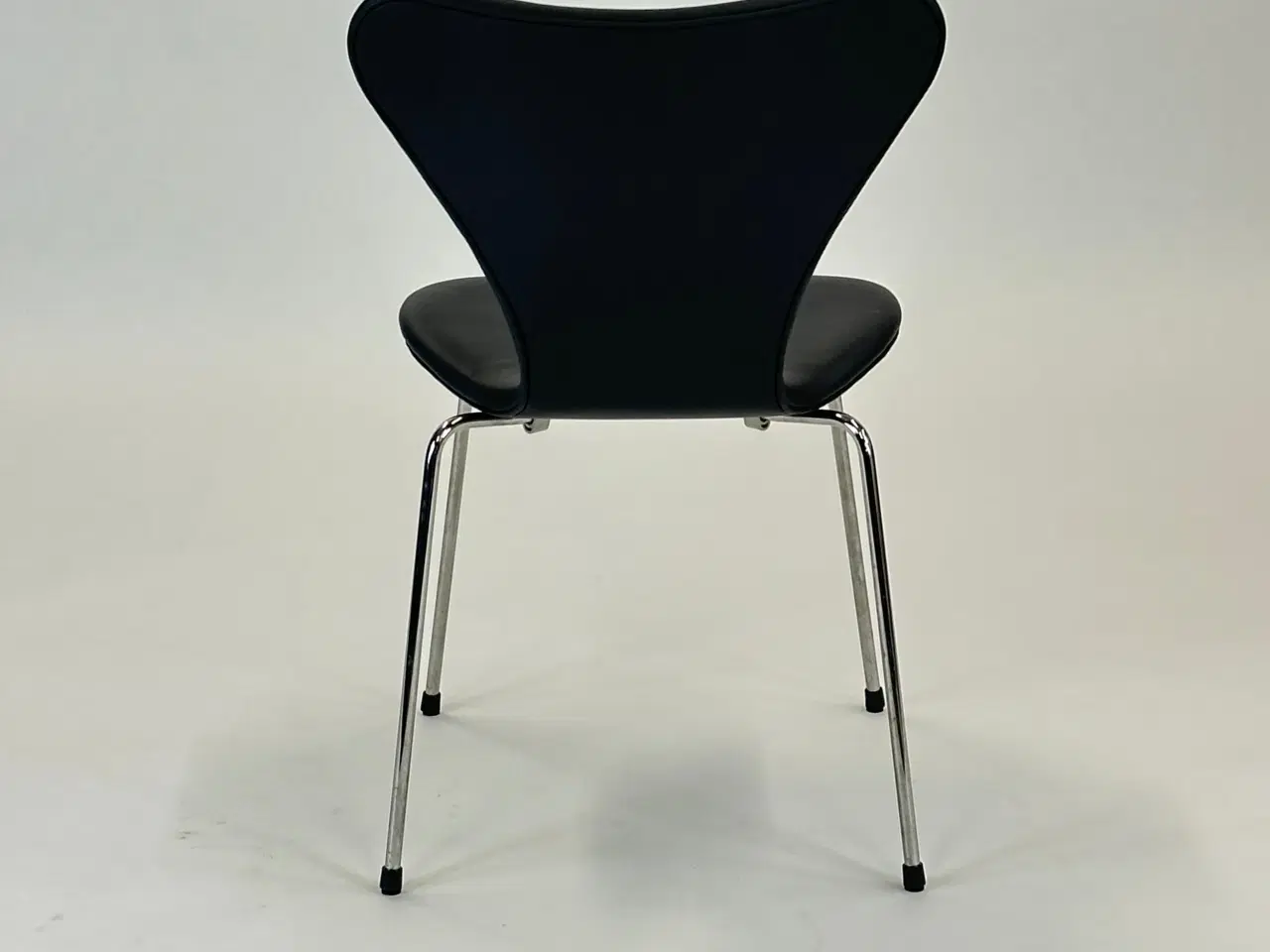 Billede 5 - Fritz Hansen | Series 7 Stol (Sort)