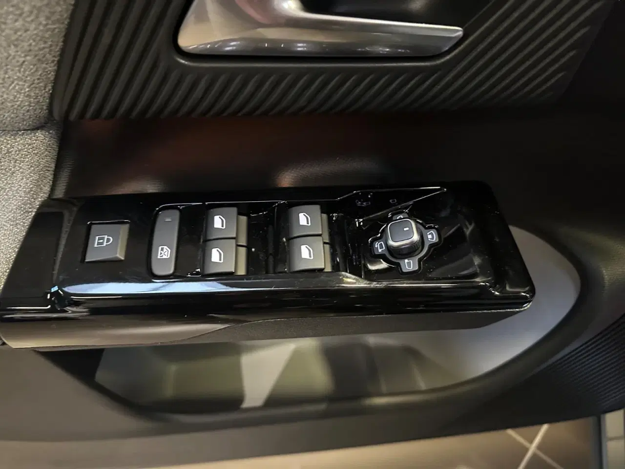 Billede 18 - Citroën ë-C5 Aircross 80 VTR Sport