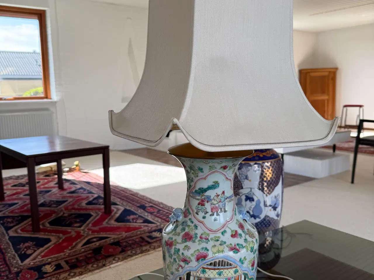 Billede 1 - Kineser Bordlampe Fin stand .Giv et bud.