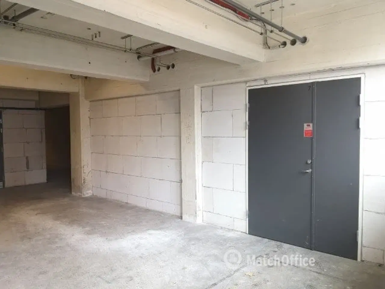 Billede 8 - Lager i kælder med adgang via rampe