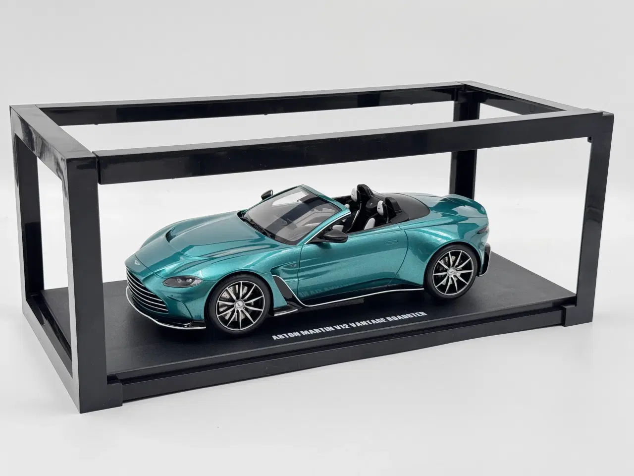 Billede 9 - 2022 Aston Martin V12 Vantage Roadster - 1:18
