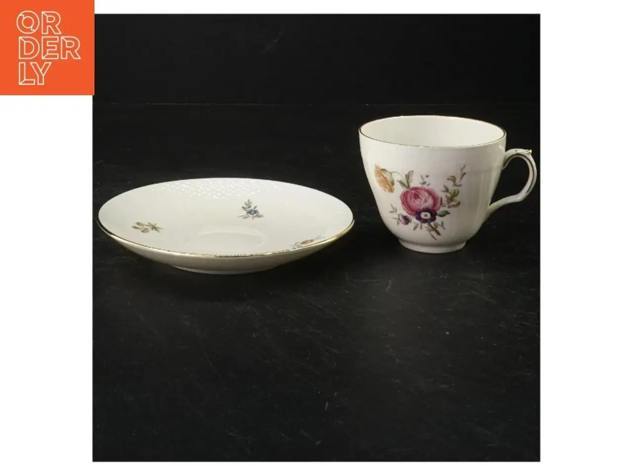 Billede 3 - Porcelænskop og underkop sæt fra Royal Copenhagen