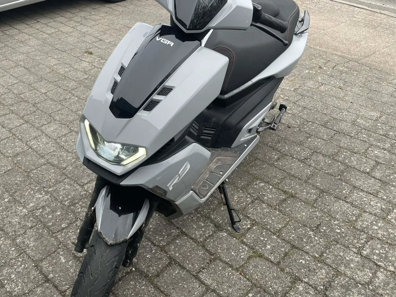 Billede 1 - VGA R3 30 km/t 60V 20Ah el-scooter
