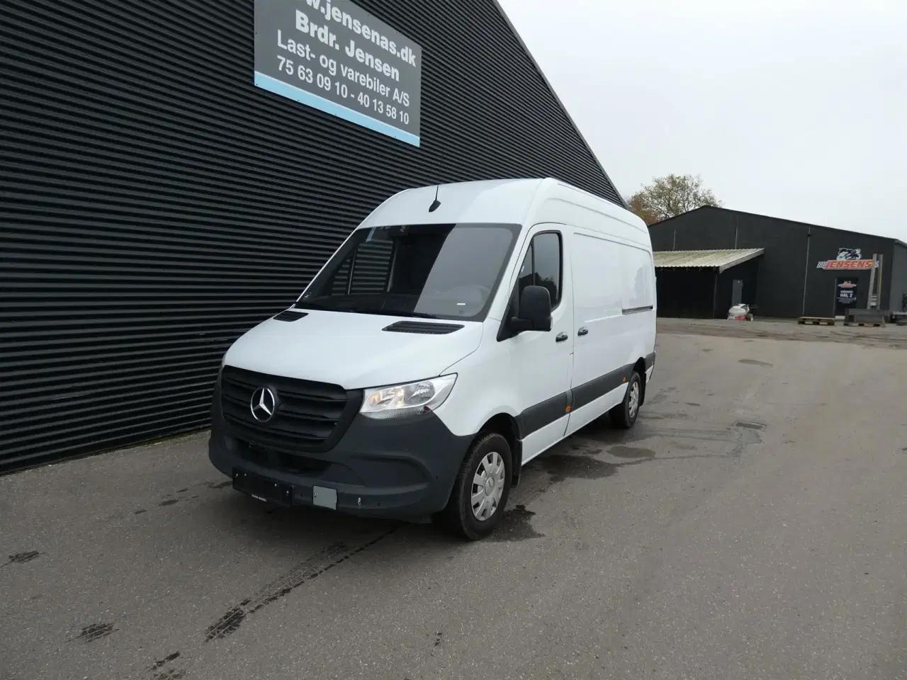 Billede 2 - Mercedes-Benz Sprinter 317 2,0 CDI A2 H2 RWD 9G-Tronic 170HK Van Aut.