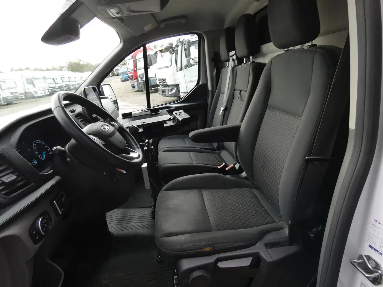 Billede 8 - Ford Transit Custom 300 L2H2 2,0 TDCi Trend VÆRKSTEDSBIL 130HK Van Man.