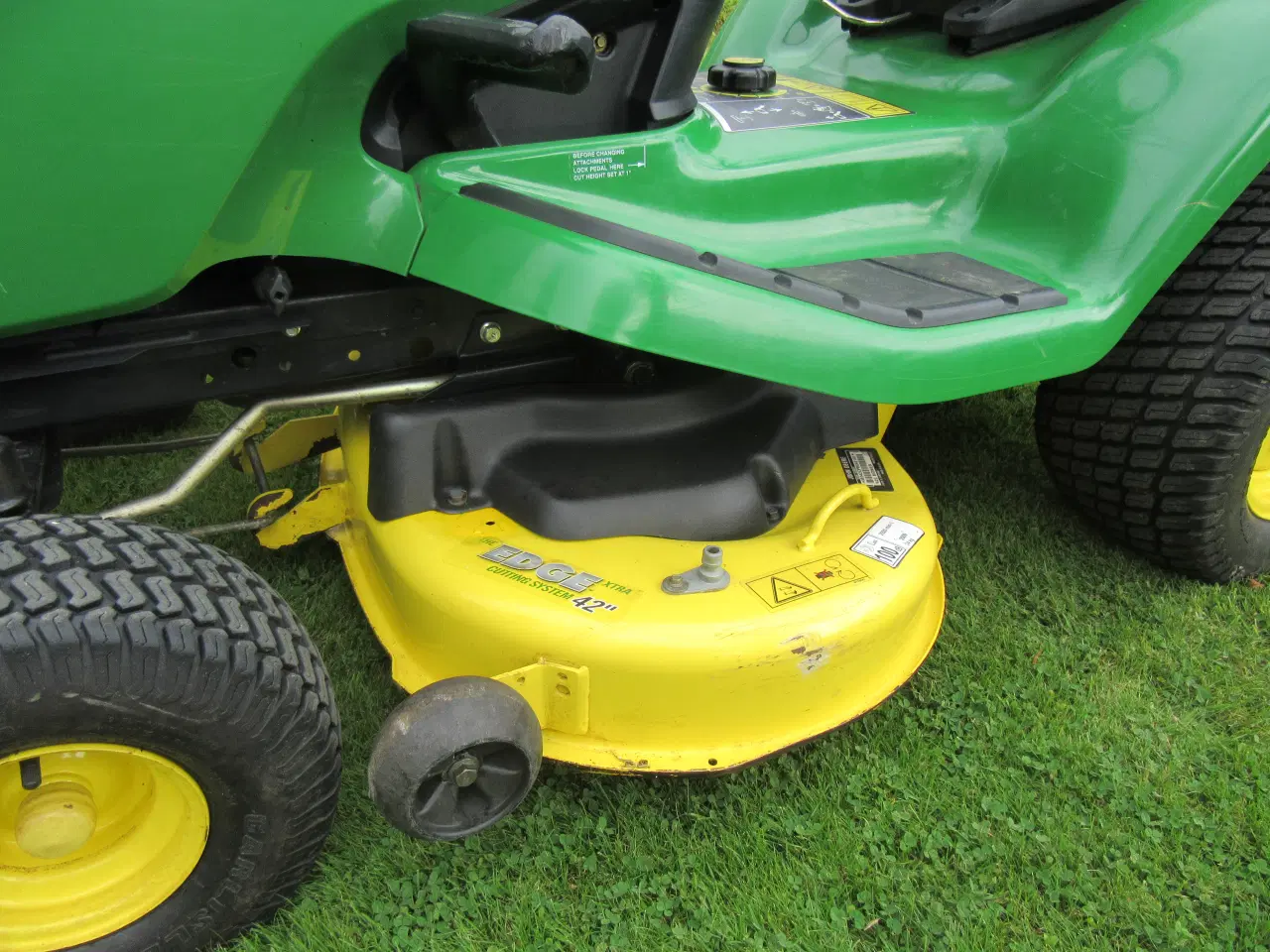 Billede 9 - John Deere x 304 med 4 hjulsstyring