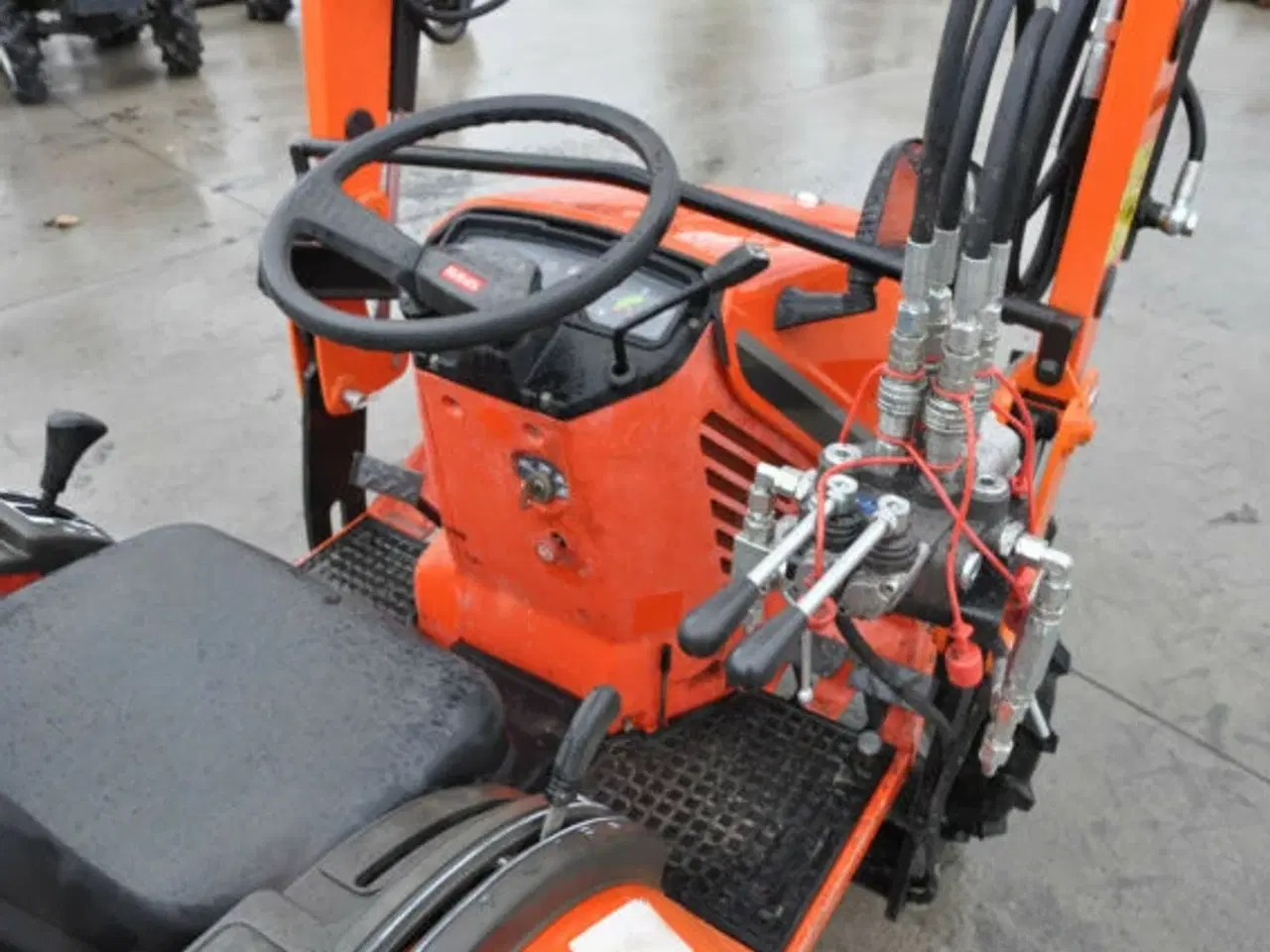 Billede 4 - Traktor - Kubota Aste A14D 4x4 med frontlæsser