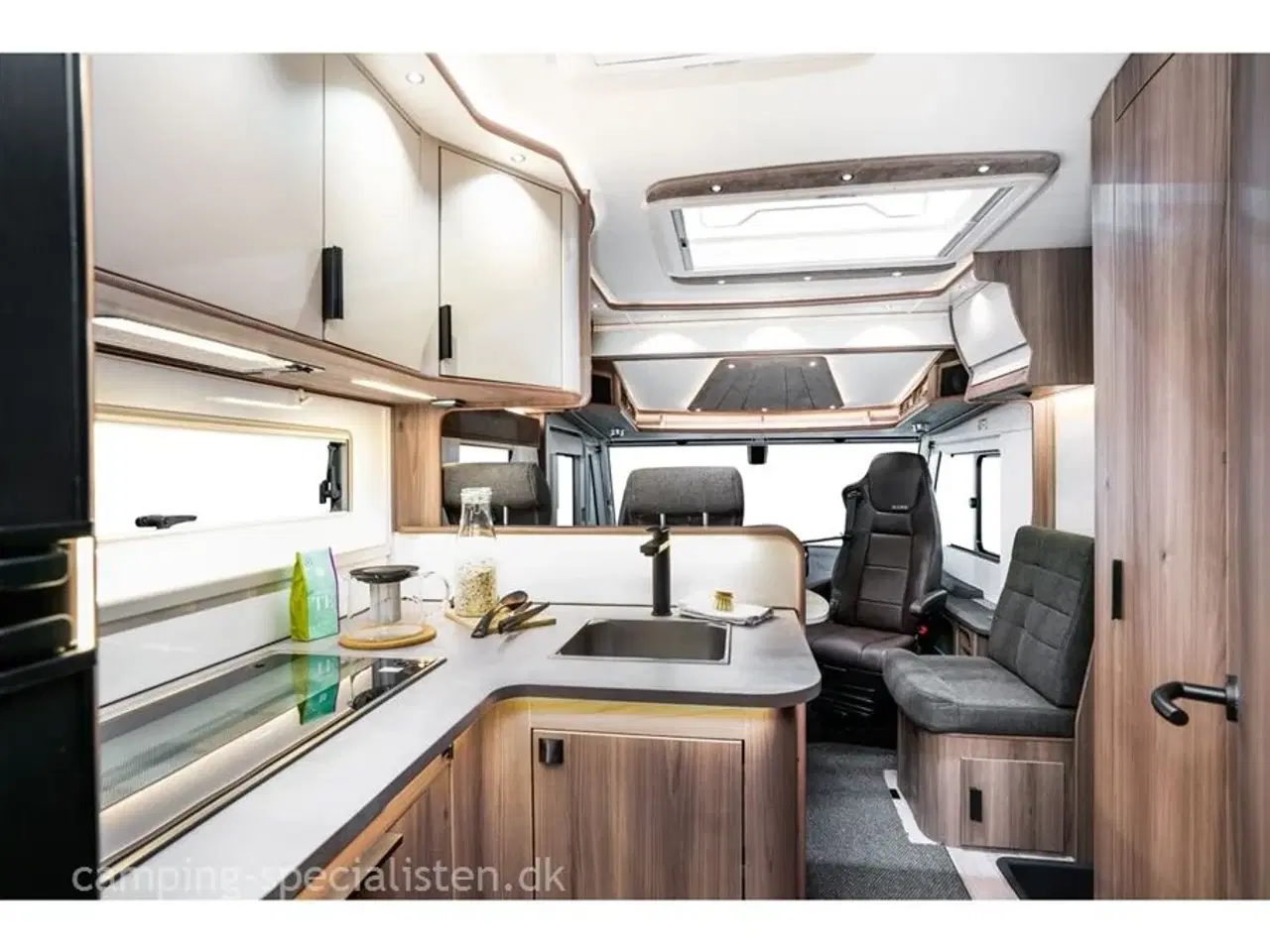 Billede 3 - 2026 - Kabe Travel Master Crown i760 LGB   Kabe Crown i760 LGB 2026 - Kan snart  ses  hos Camping-Specialisten.dk