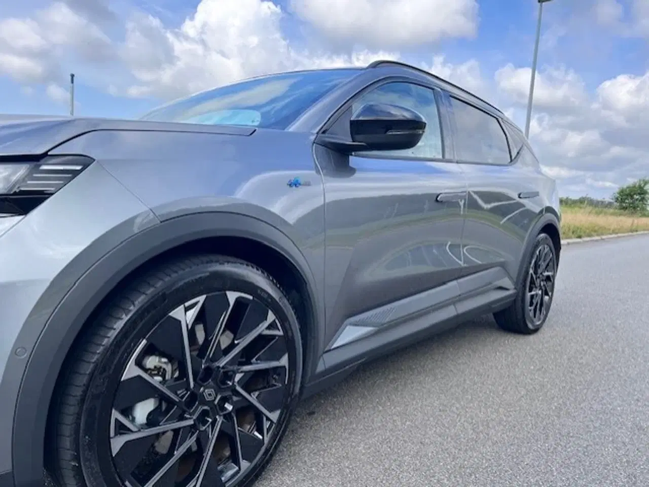 Billede 1 - Flot Renault Scenic E-Tech, m. dæmpbar glastag