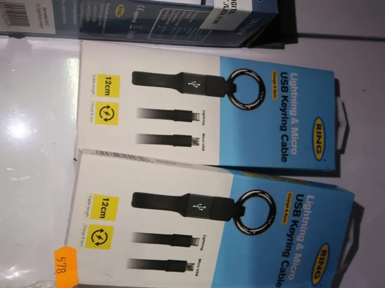 Billede 3 - batteritester samt 2 akbler RING