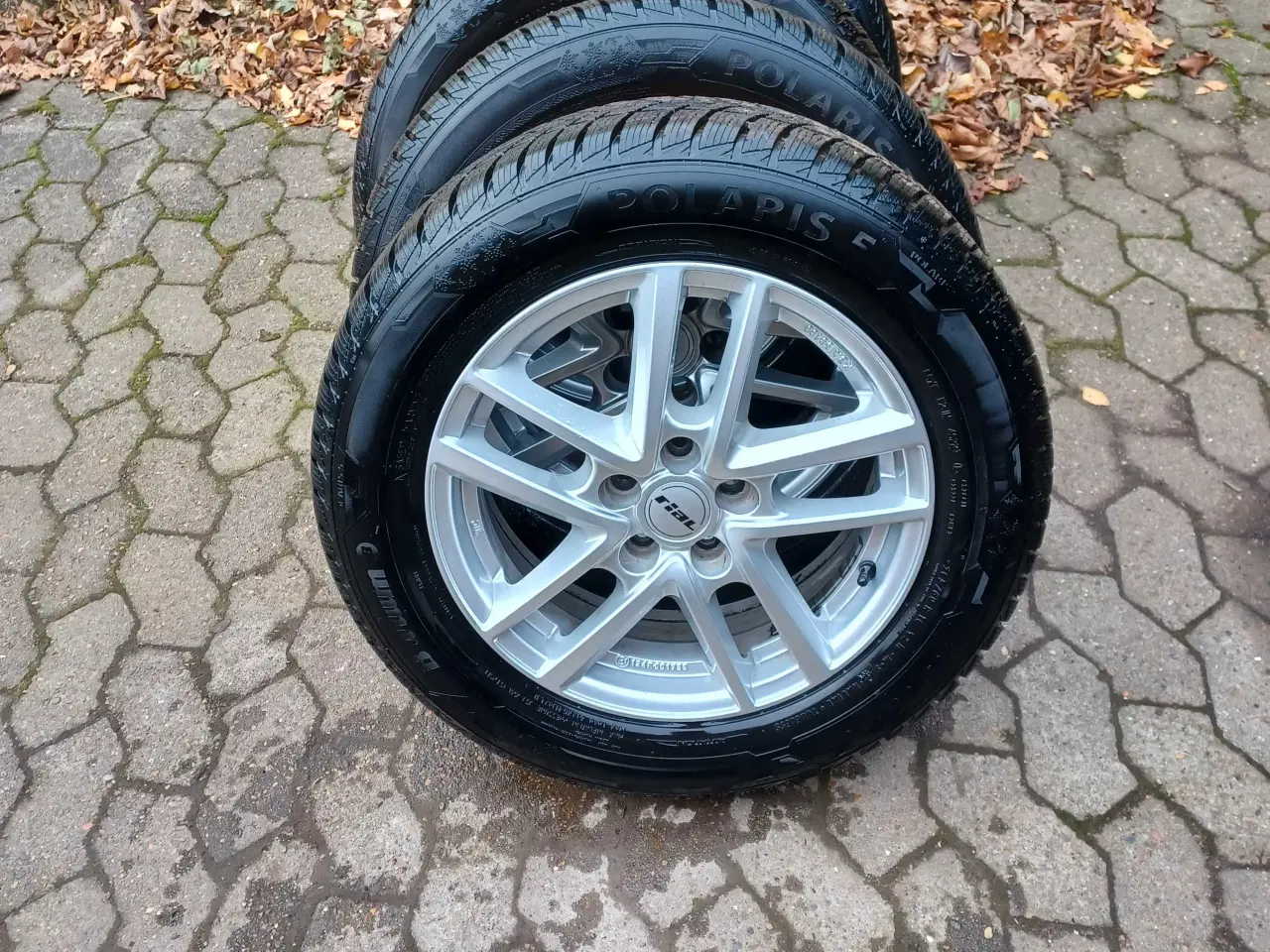 Billede 1 - Vinterdæk på fælg 
