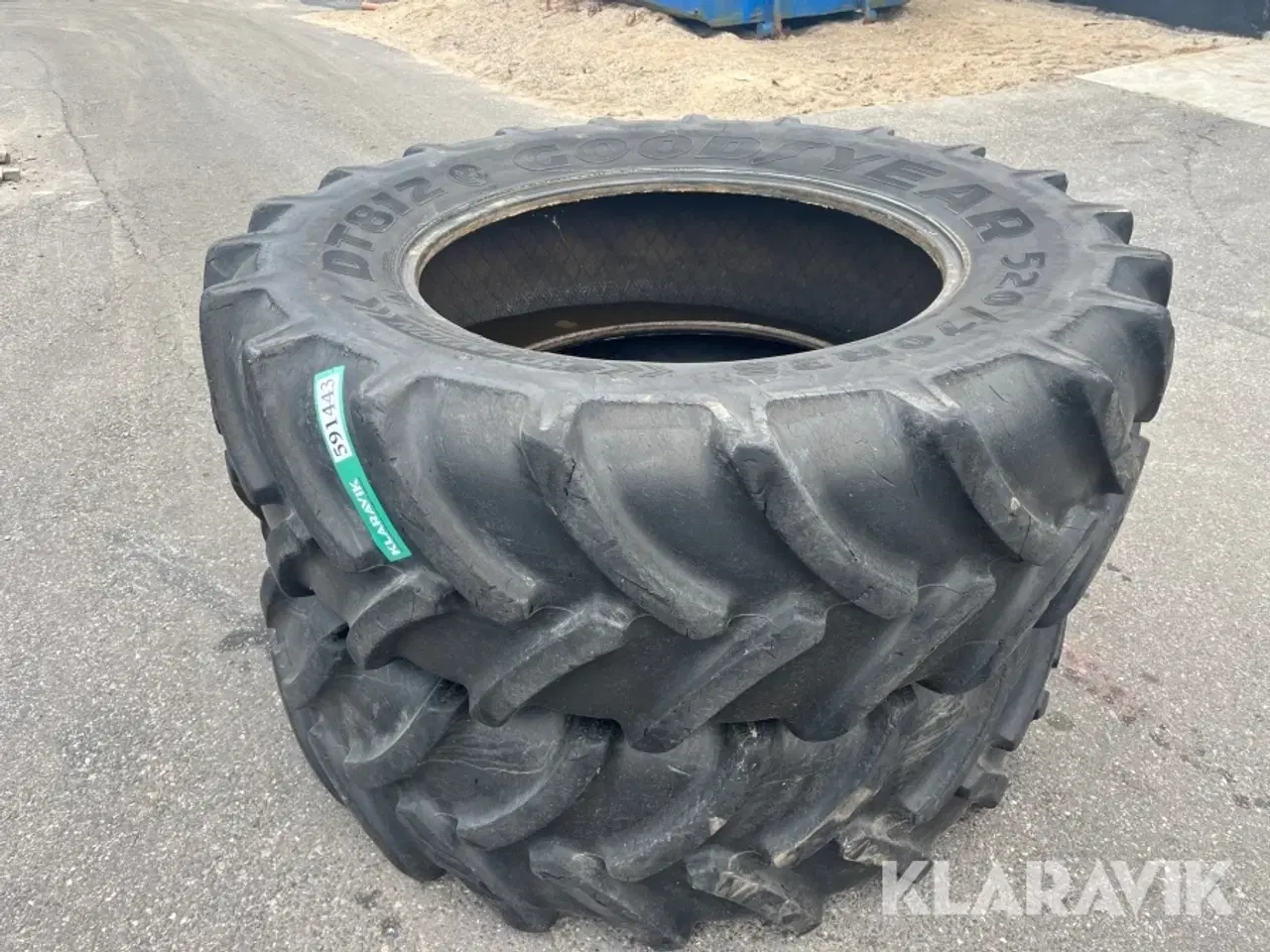 Billede 1 - Traktordæk Goodyear DT812 520/70R38