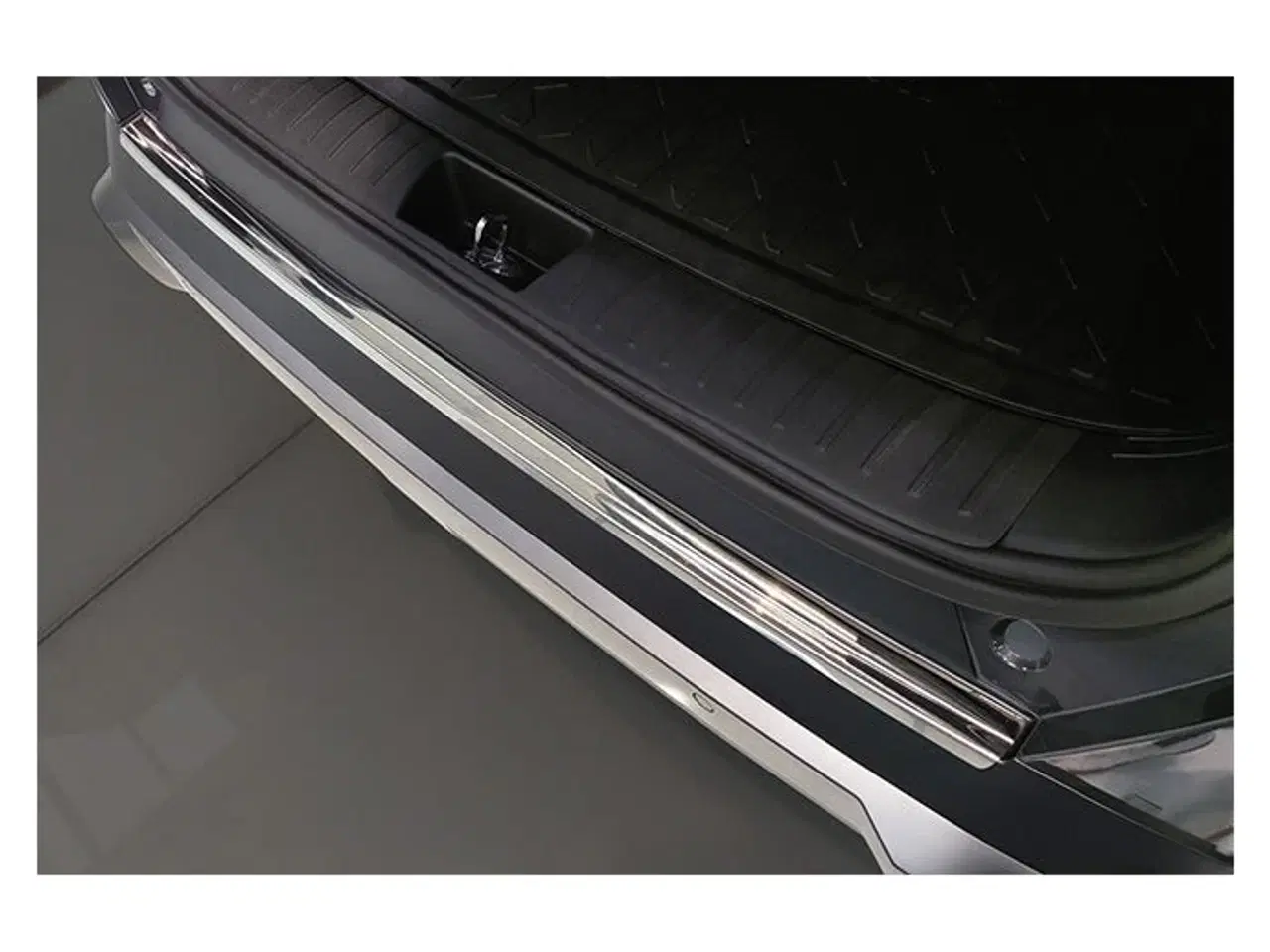 Billede 1 - Læssekantbeskytter Hyundai Kona II 2023- Stål