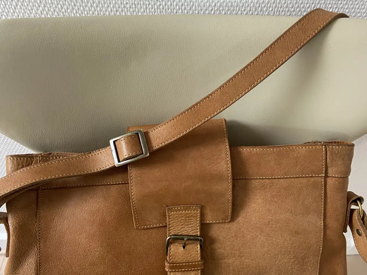 Billede 2 - Kernelæder taske