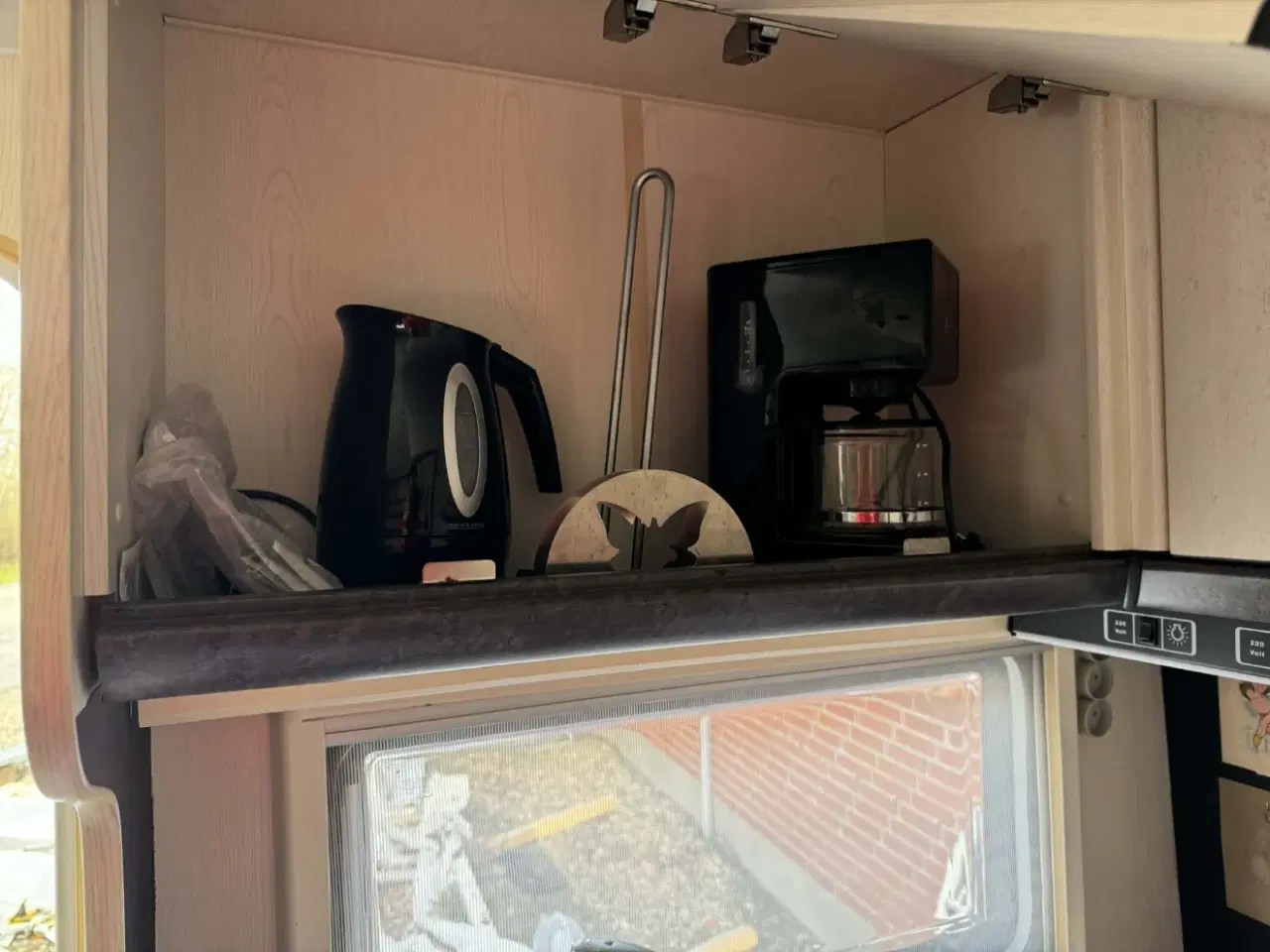 Billede 14 - Camping vogn med tilbehør og telt 