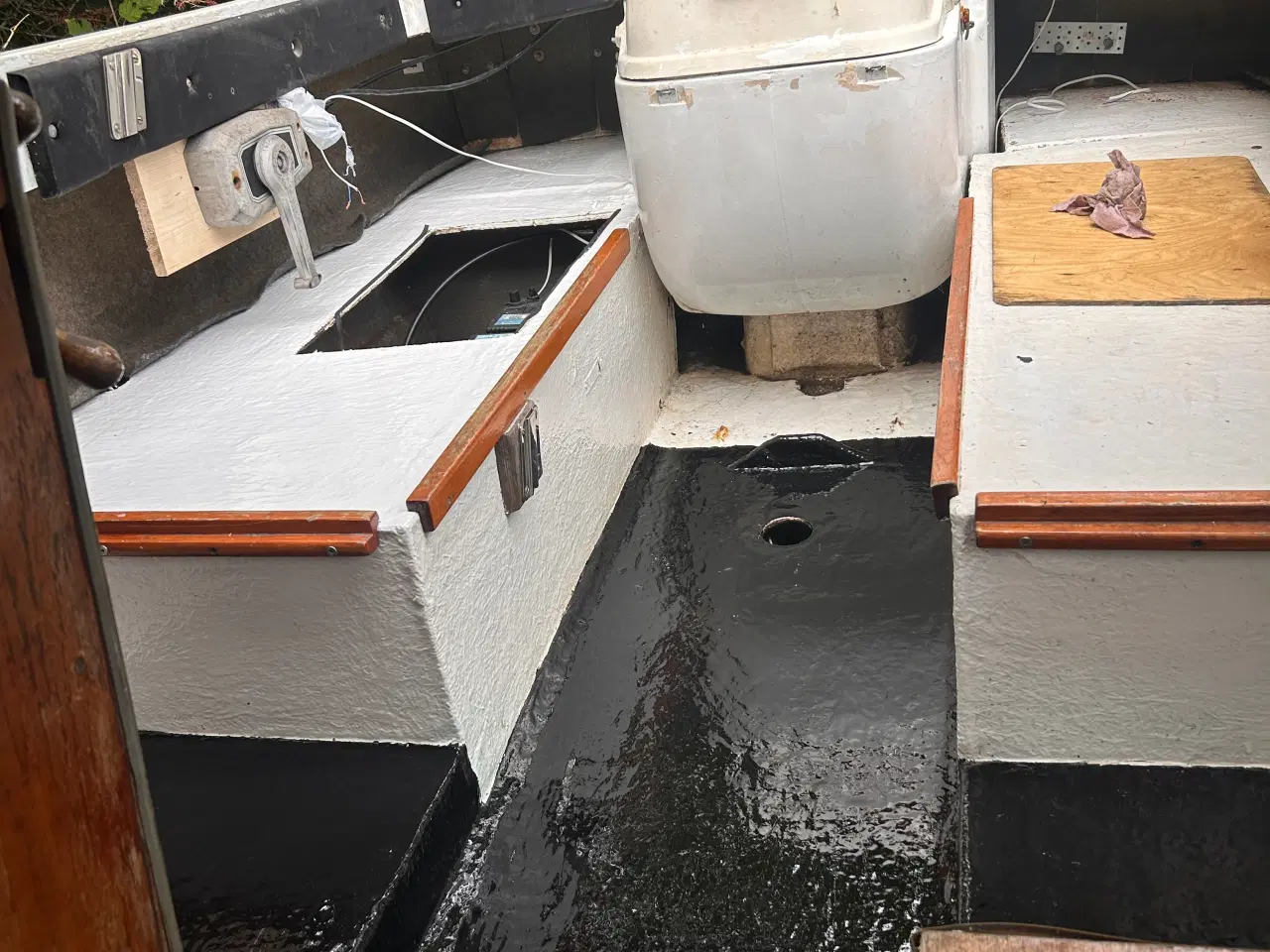 Billede 2 - Crescent 525 Classic motorbåd