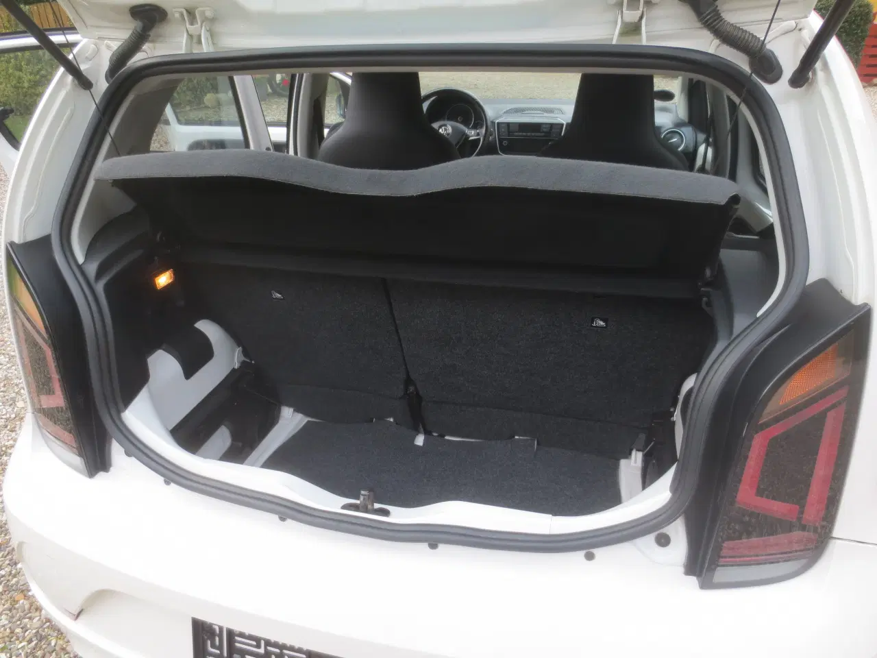 Billede 11 - VW Up ! 1.0 i Årg 2016 Nysynet. 