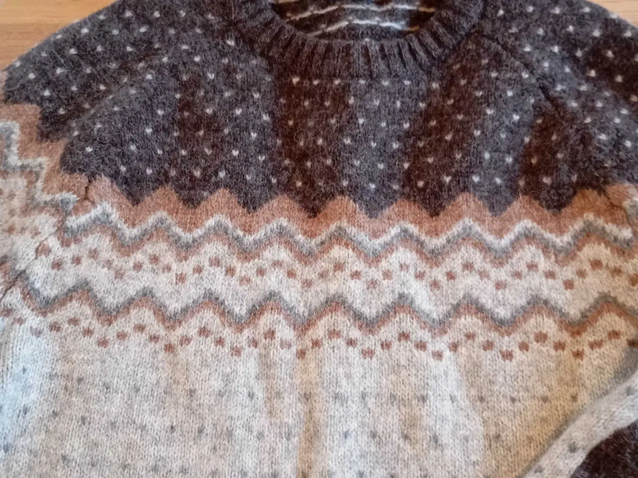 Billede 2 - Fjällräven striktrøje str. M