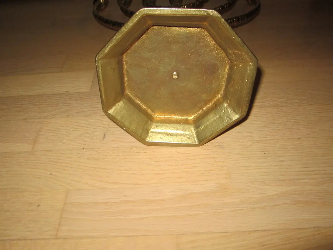 Billede 2 - Utrolig flot og tung 7 armet messing stage, tun