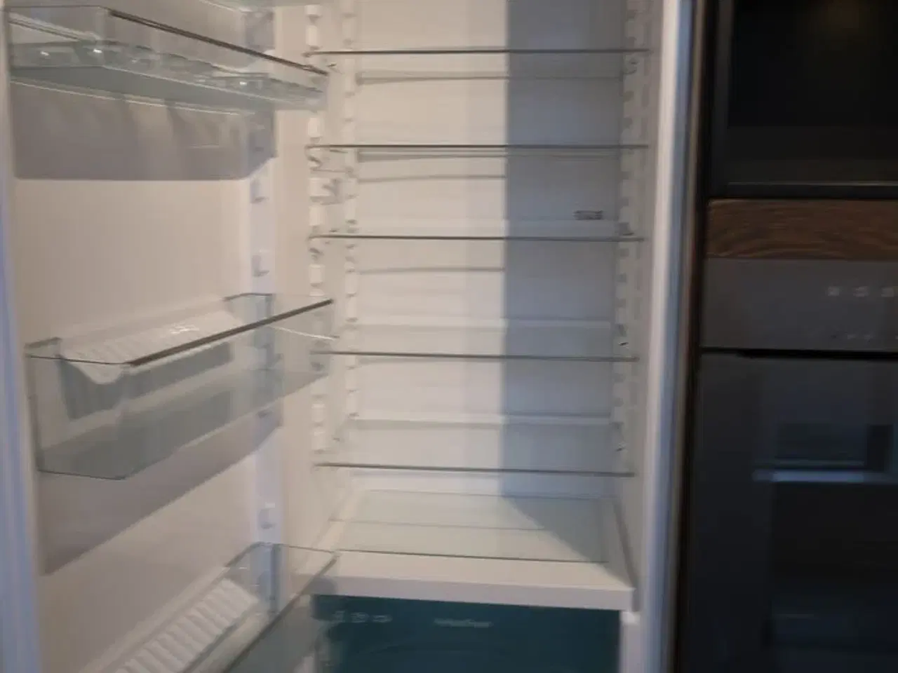 Billede 3 - Miele K K37272ID indbygningskøleskab MOMSFRI