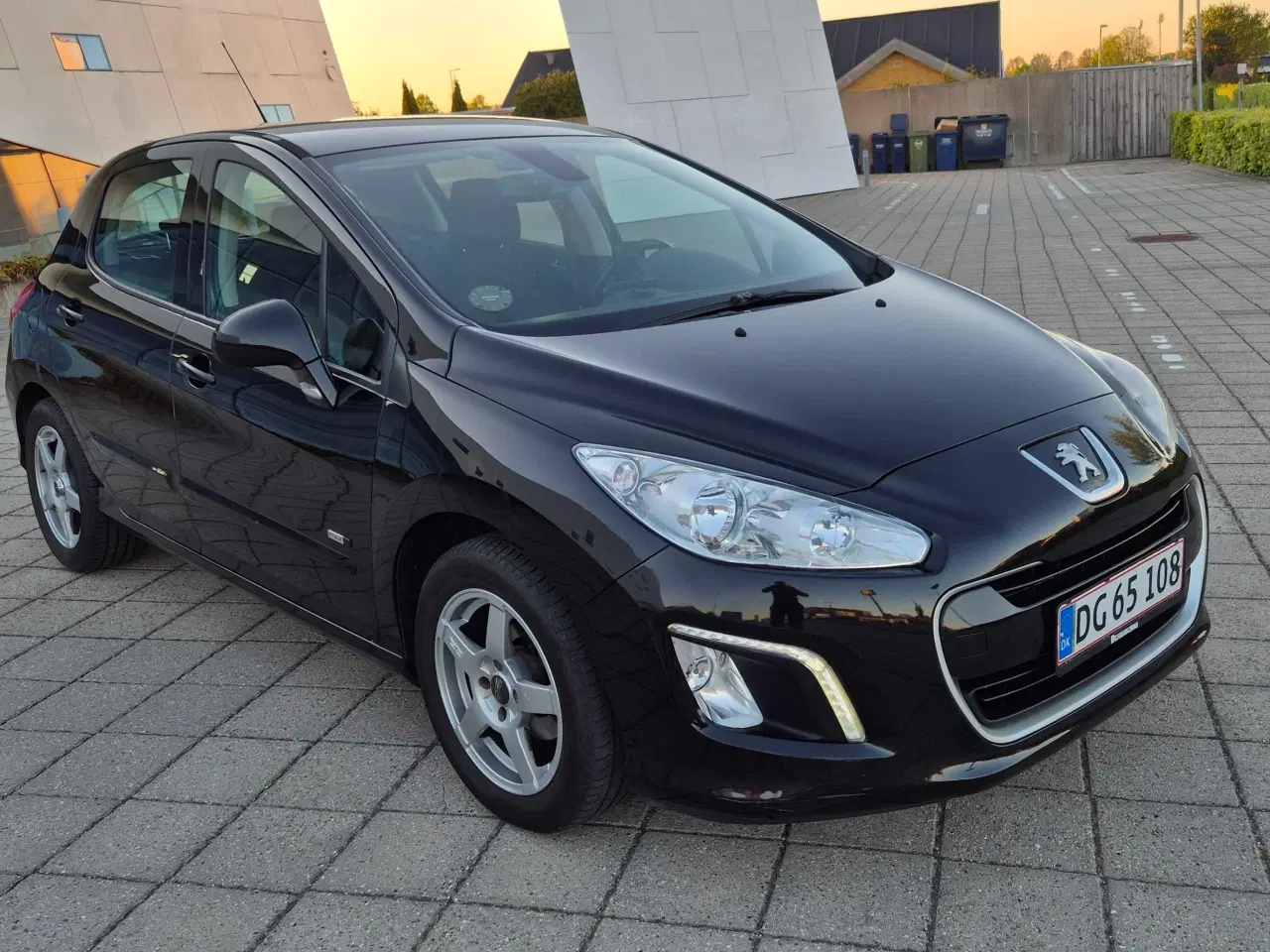 Billede 4 - Peugeot 308 E 1.6 HDI velholdt økonomisk partikelf