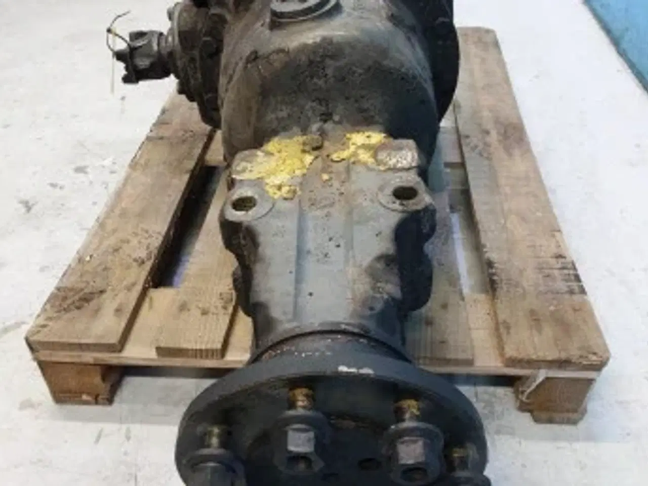 Billede 2 - New Holland LB110 Bagaksel 86552795