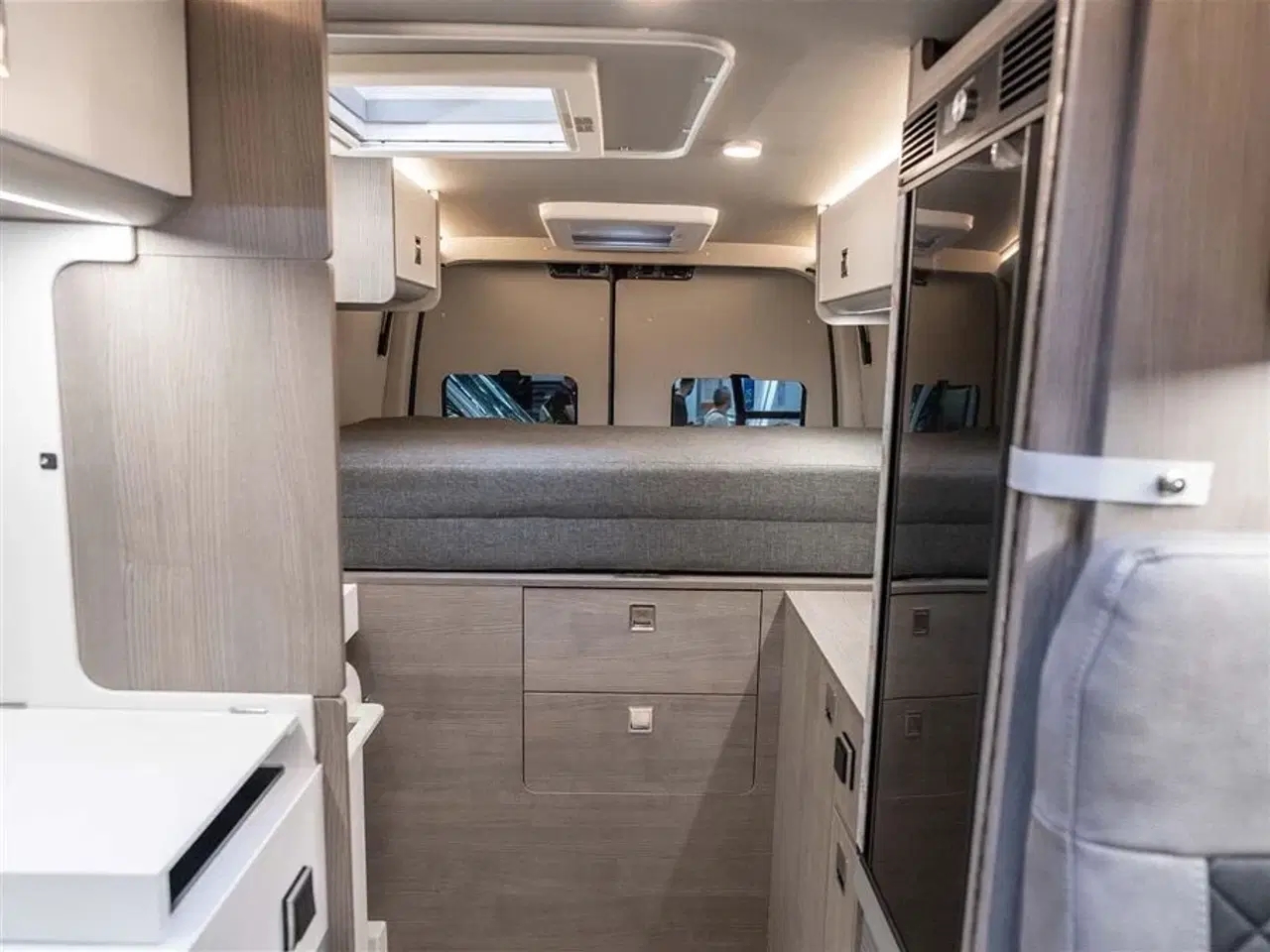 Billede 19 - 2026 - FURGOK   Langsgående senge og cykel garage på 6 meter!