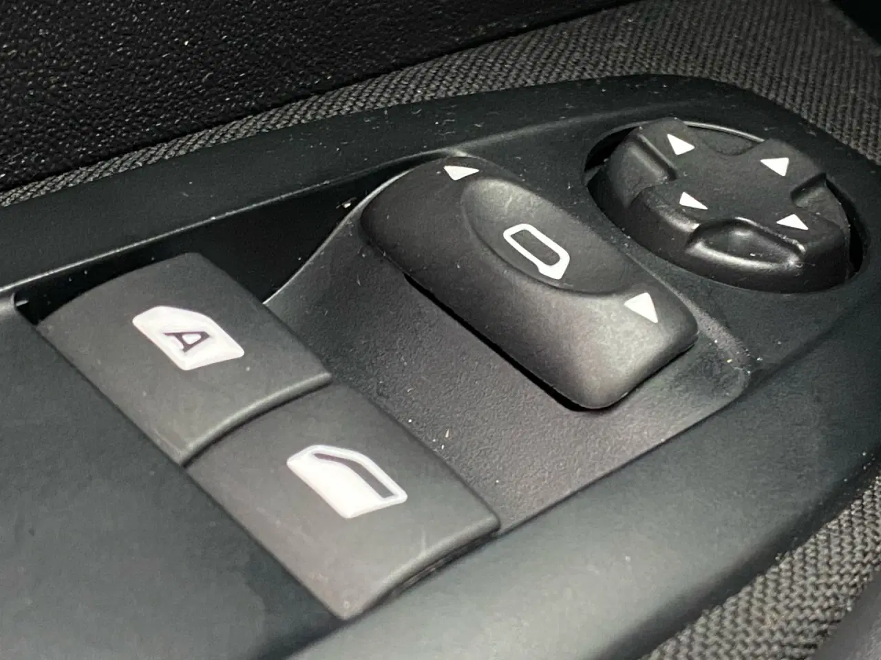 Billede 17 - Peugeot 208 1,6 BlueHDi Envy 100HK 5d