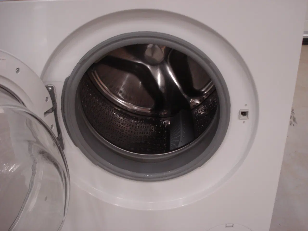 Billede 2 - 8kg. Bosch vaskemaskine model Serie 6