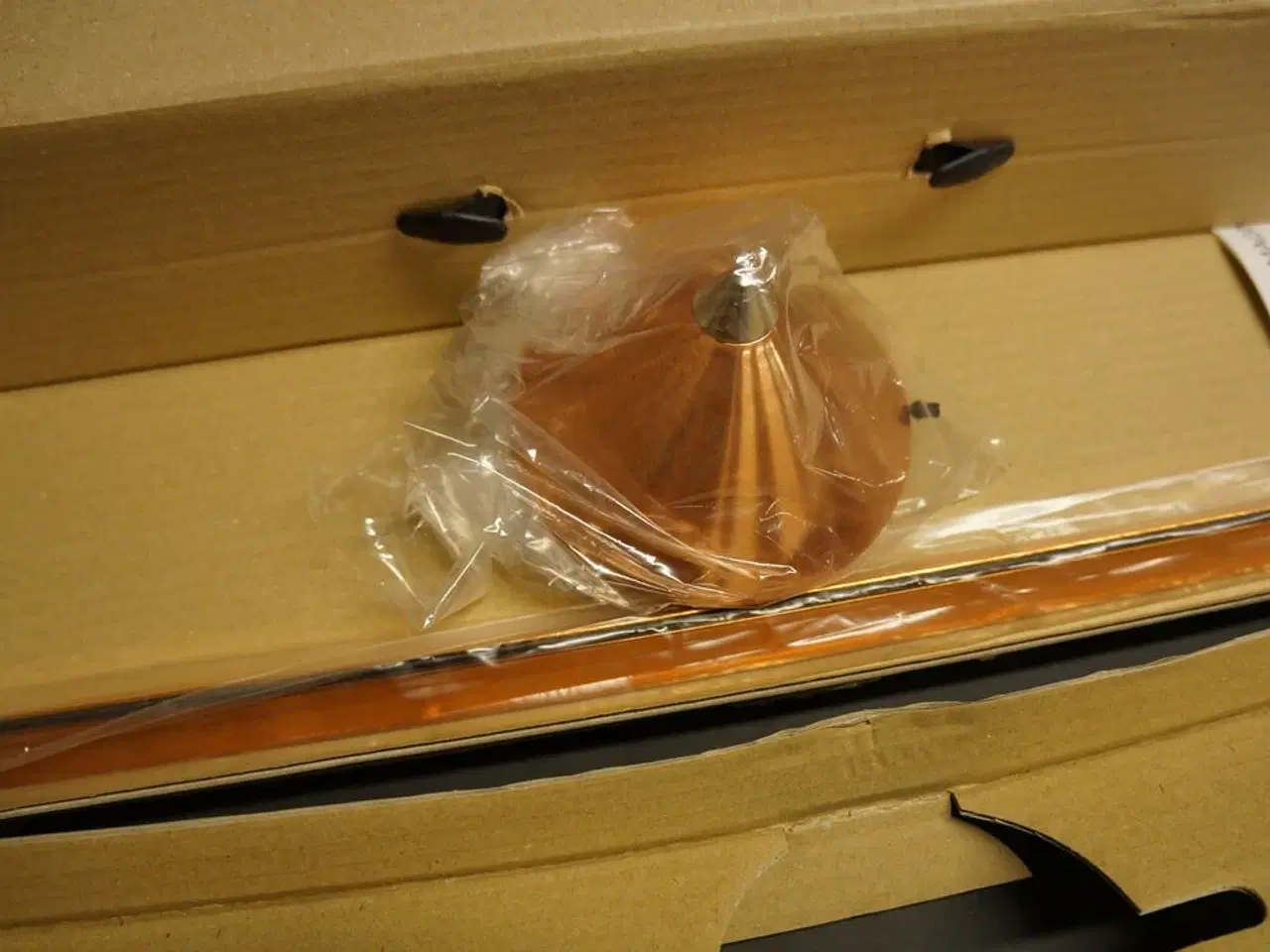 Billede 2 - Lampe HERSTAL
