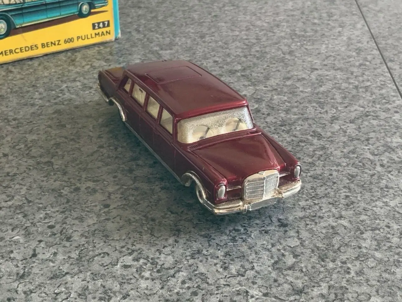 Billede 2 - Corgi Toys No. 247 Mercedes-Benz 600 Pullman