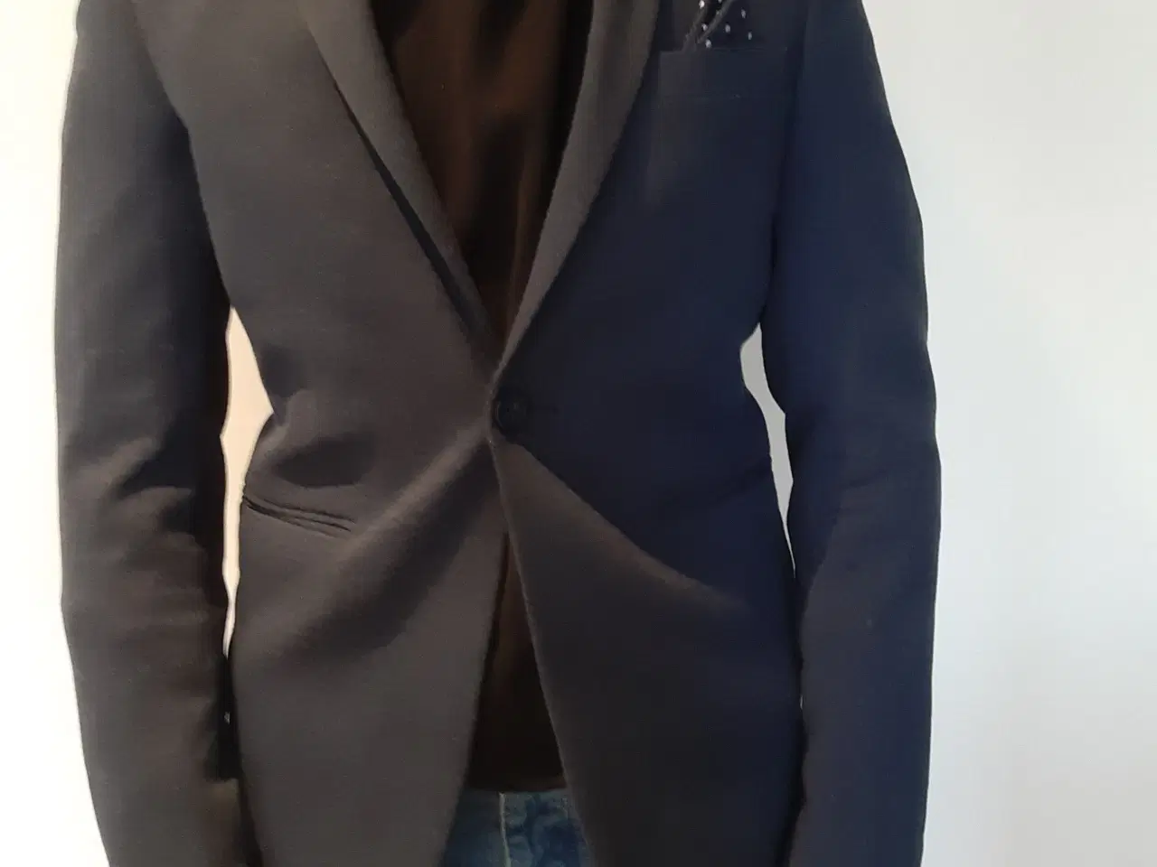 Billede 3 - Blazer/habitjakke til fx konfirmation