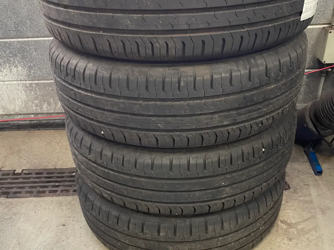 Billede 2 - 15" Continental 185/65r15 Ref.S71 sommerdæk