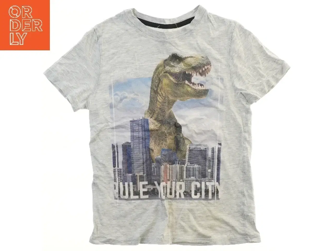 Billede 1 - T-shirt med dinosaurmotiv fra H&M (str. 140)