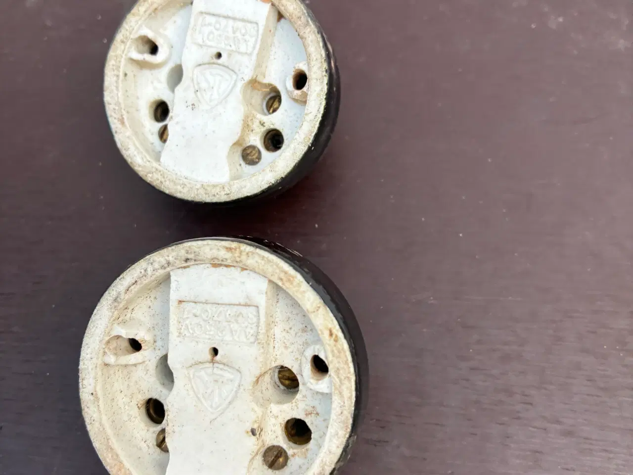 Billede 3 - 2 stk gamlle afbryder